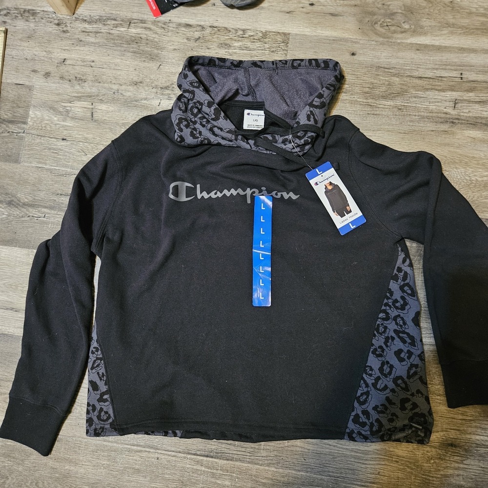 Champion Women's Black Hoodie‎ Size Large Nwt